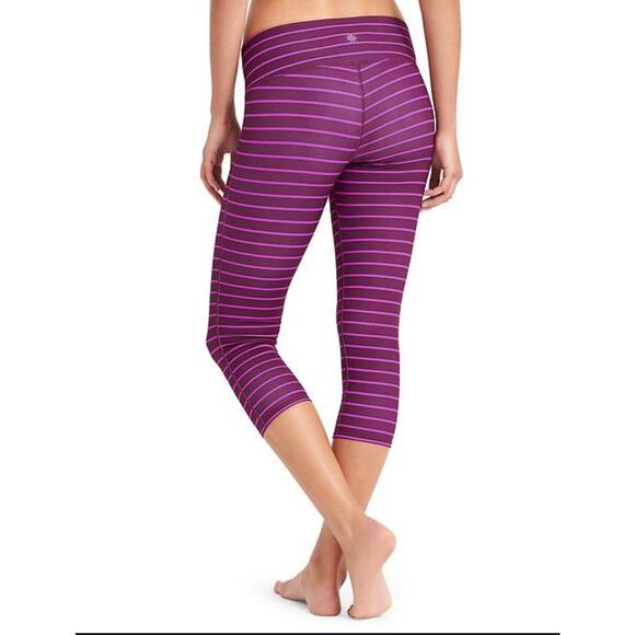 Athleta Striped Chaturanga Capri Leggings Sz.Small Striped Purple Pink Yoga‎ Run - Picture 2 of 8